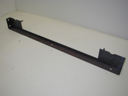 Virtua Fighter Cabinet 25 Inch Monitor Mounting Bracket (Item #26) (Some Rust) $19.99 